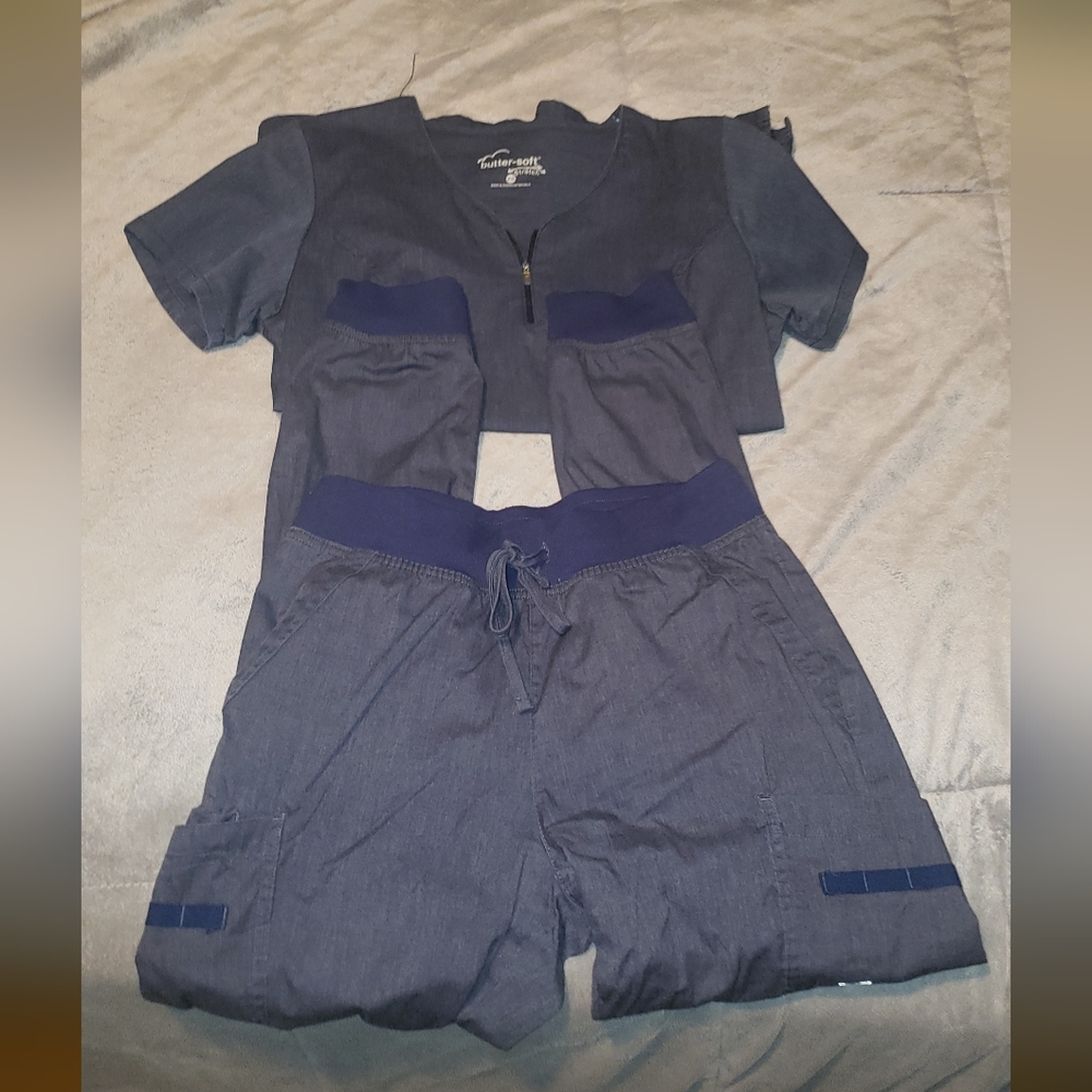 Buttersoft scrub set